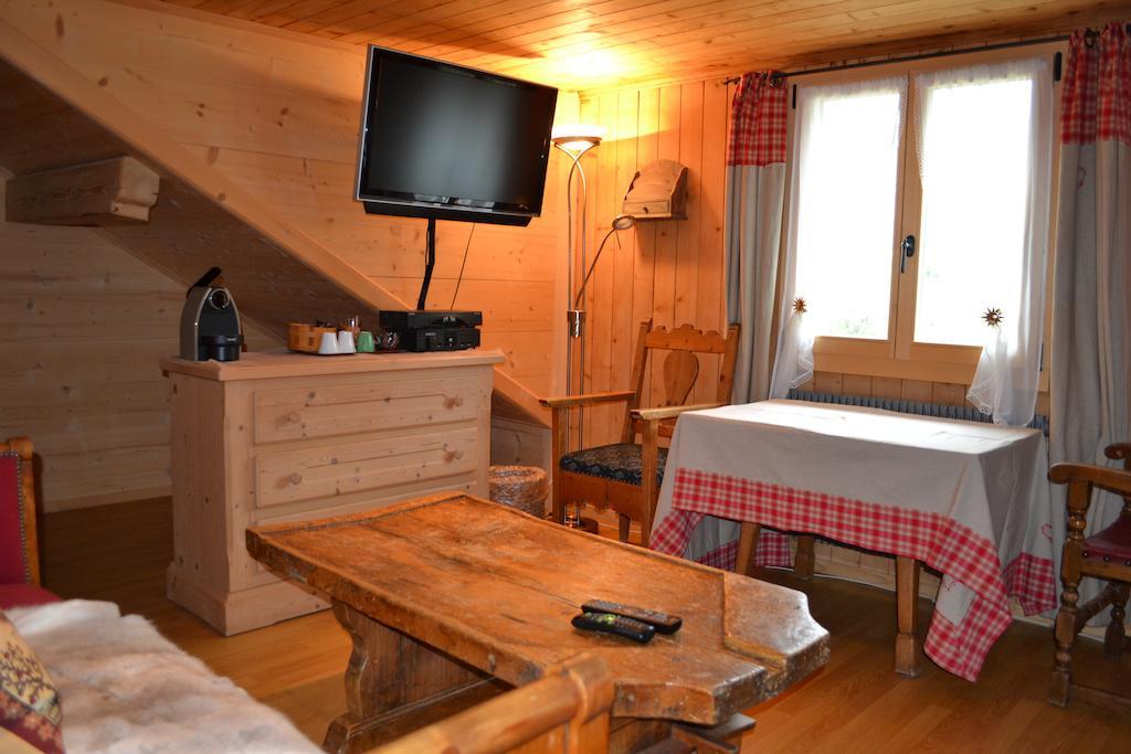 B&B Rosaly Chateau-d'Oex Kamer foto